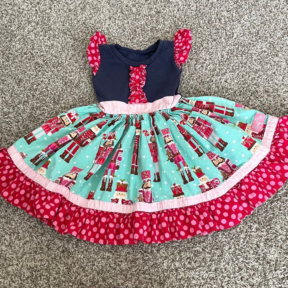 Size 5 / Girls Sassy Chic Christmas Dress